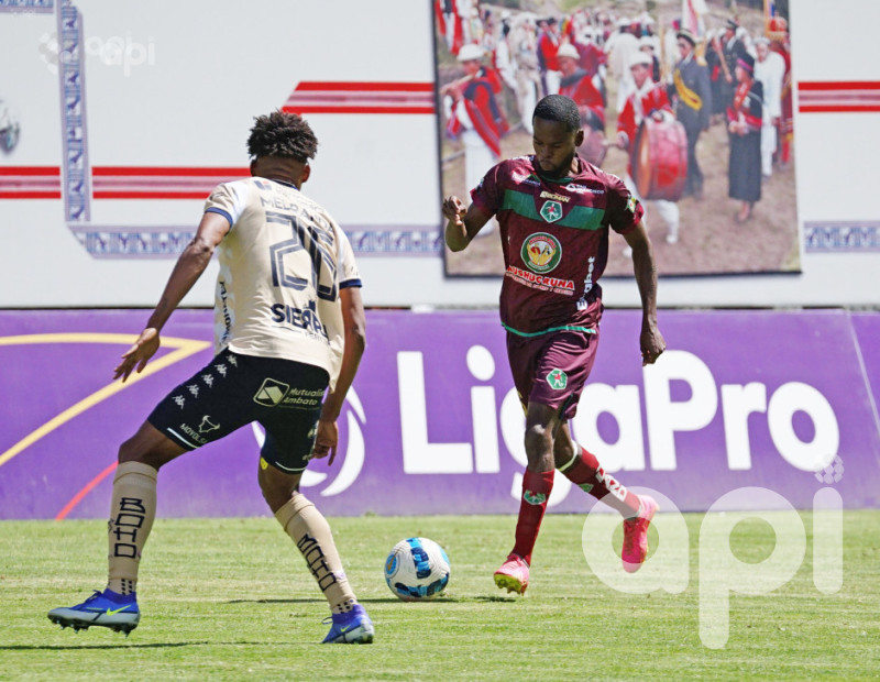 Ponchito torea al descenso y detiene a Rodillo