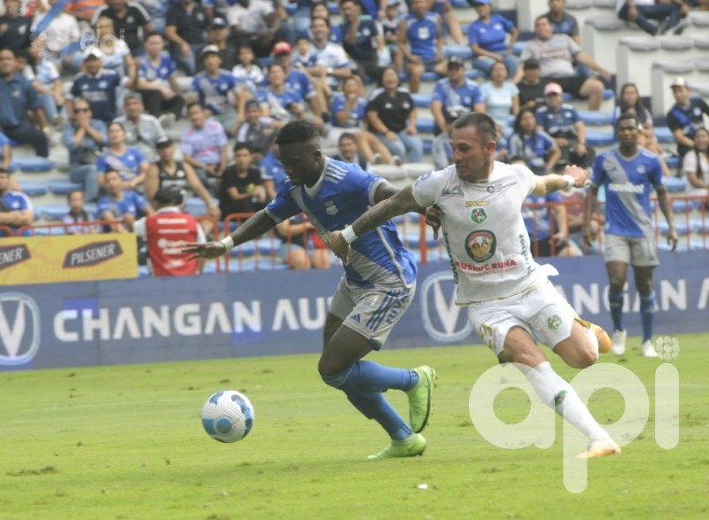 Emelec se desahoga 3-1 sobre Mushuc Runa