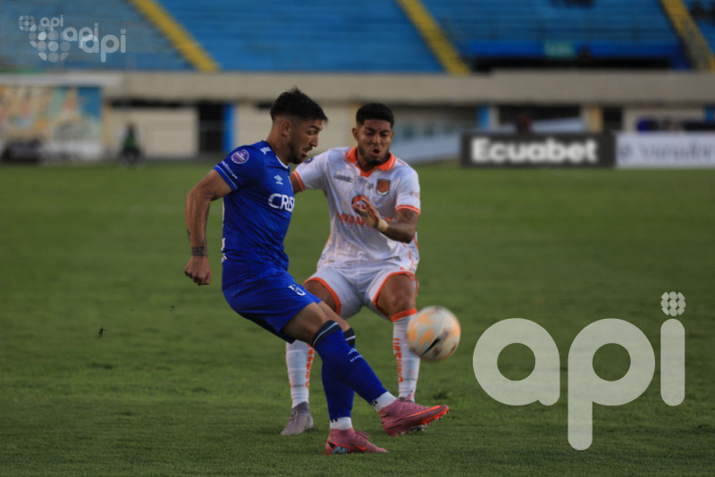 Chatoleí y el fronterizo suman poco