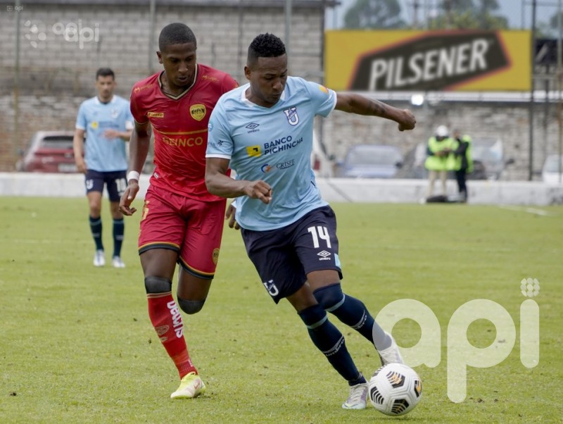 Cumbayá resta puntos a los de arriba, complicó a la Chatoleí