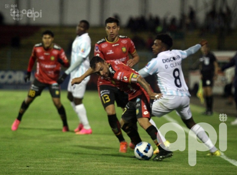 Chatoleí se activa en lo alto