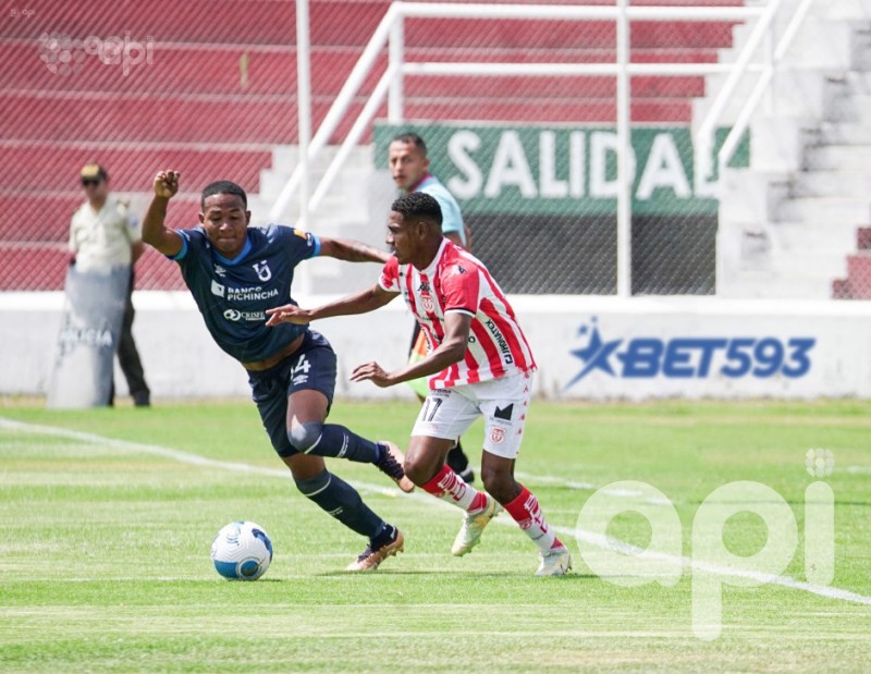Técnico U. se estrena con goleada 4-1 sobre Católica