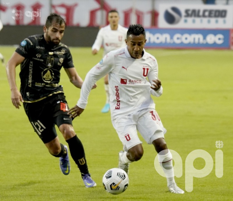 Liga sufre para ganar 2-0 a Técnico