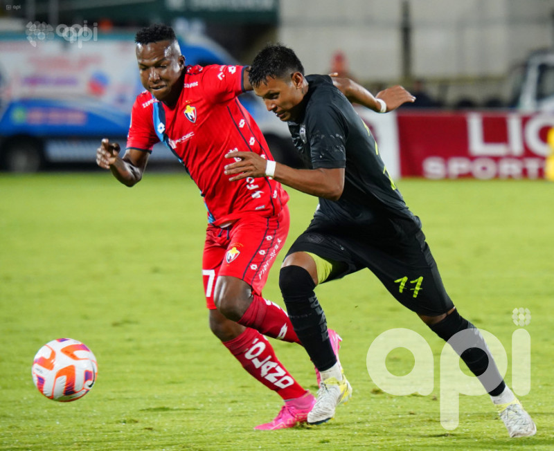 Orense hace marchar 1-0 a El Nacional en Quito