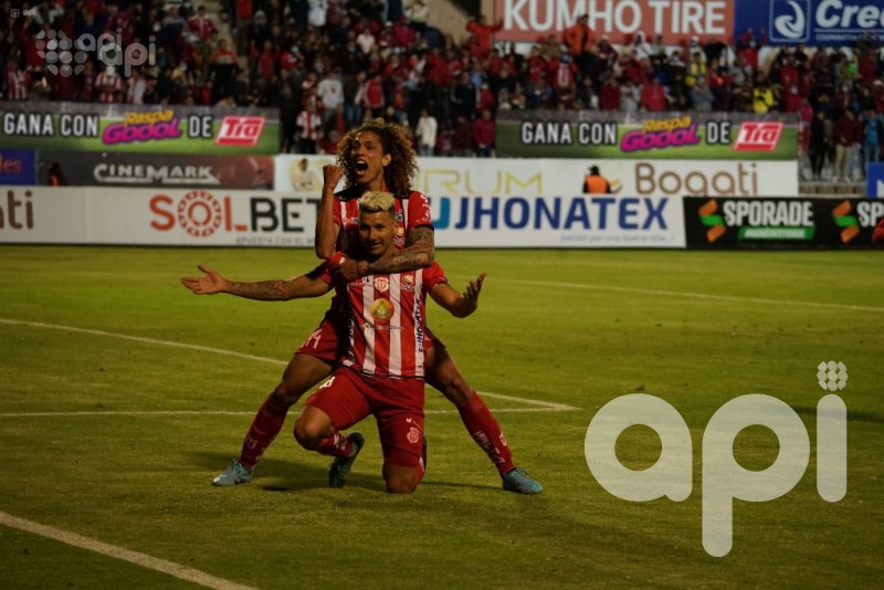 La sonrisa de Técnico se mantiene tres fechas