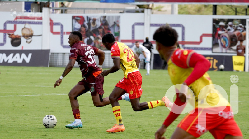 Papá Aucas se frena ante el Ponchito