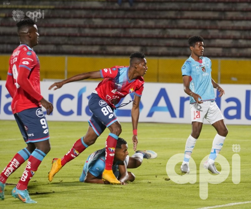 El Nacional iguala 1-1 con Olmedo