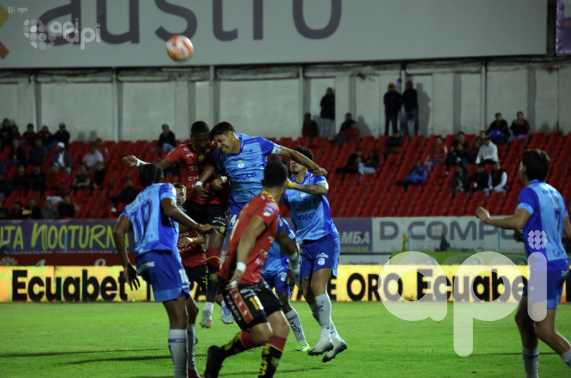 Asalto celeste a la punta de hexagonal por Sudamericana