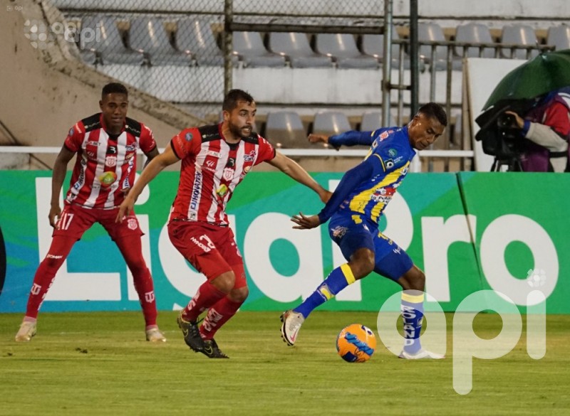 Técnico rescata un empate 1-1 con Delfín en Ambato