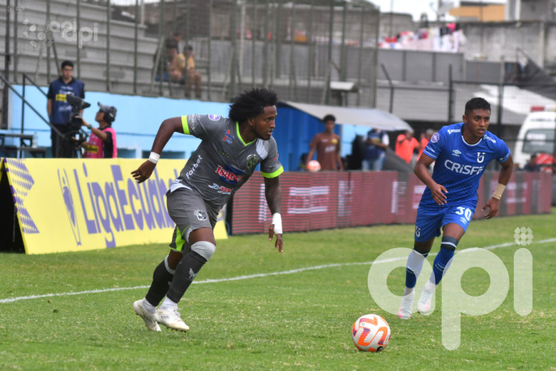 Machala propina 4-2 a U. Católica
