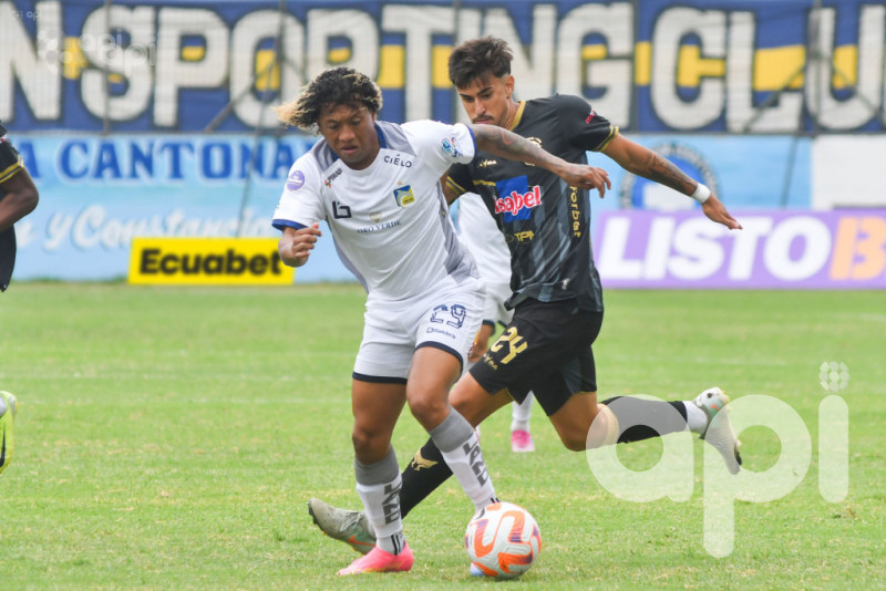 Delfín gana el clásico 2-0 al Manta