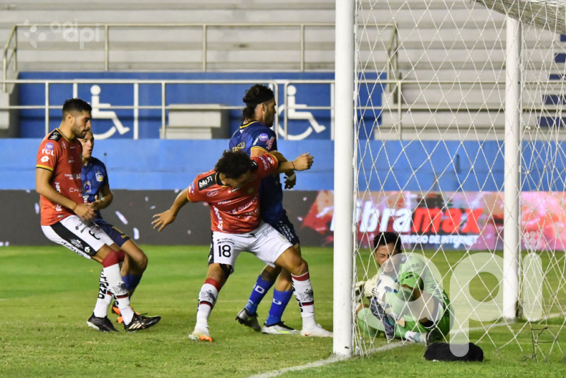 Delfín y Deportivo Cuenca marcan tablas 0-0