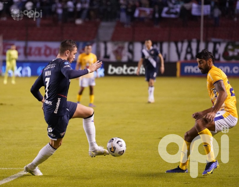 Liga gana con las justas 3-2 a Delfín en Casa Blanca