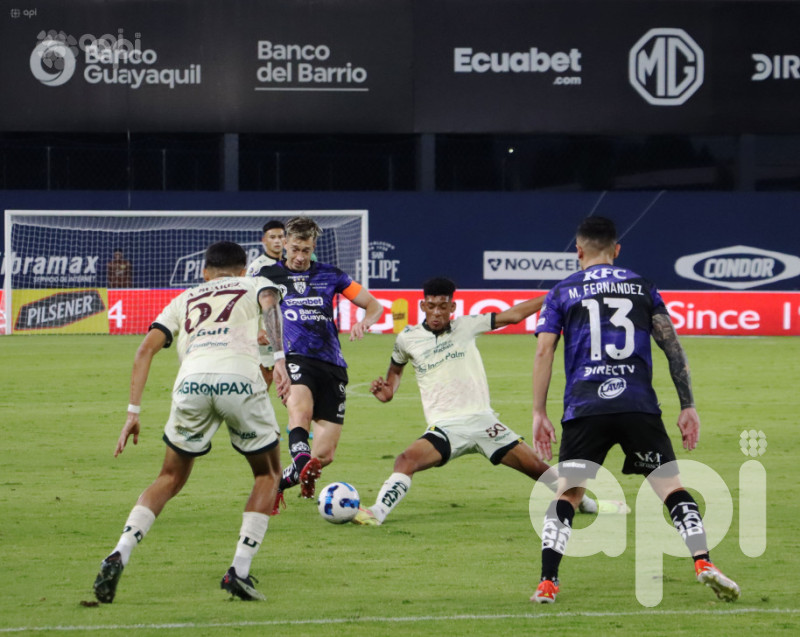 Independiente sufre para librar 1-0 a Orense