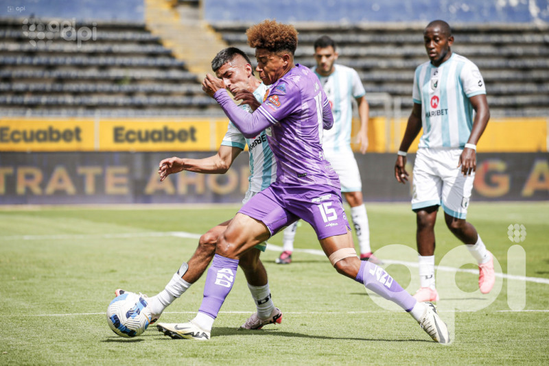 Aucas resurge con 3-0 sobre Cumbayá