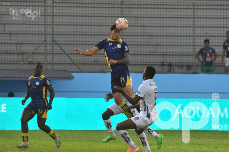 Delfín ahoga 3-1 a Mushuc Runa