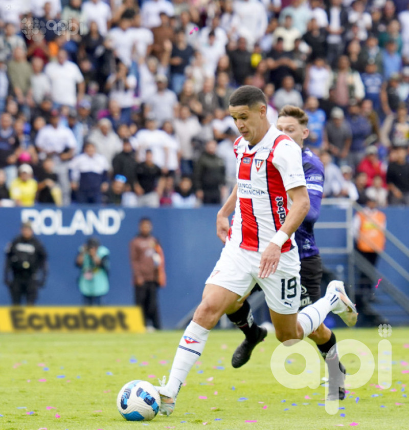 Liga bicampeón y 13 coronas a la vitrina