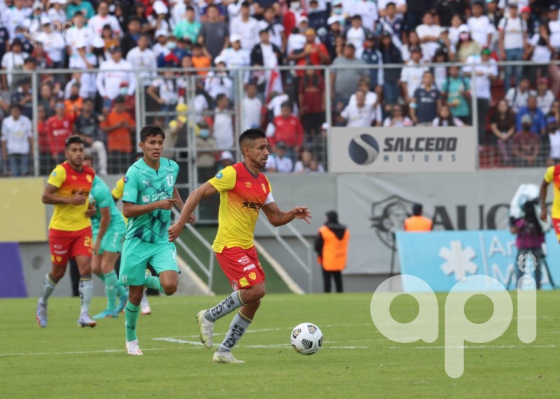 La U arrebata un empate el ídolo en el Superclásico quiteño