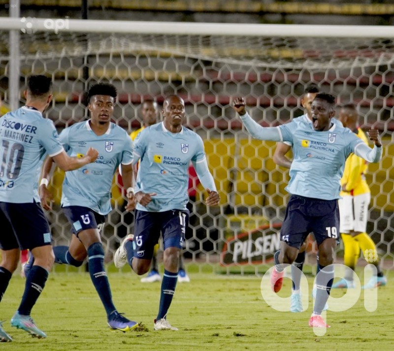 Católica y Liga debutan este martes en la otra mitad de la gloria