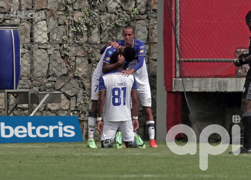 Cumbayá celebra un triunfo de primera