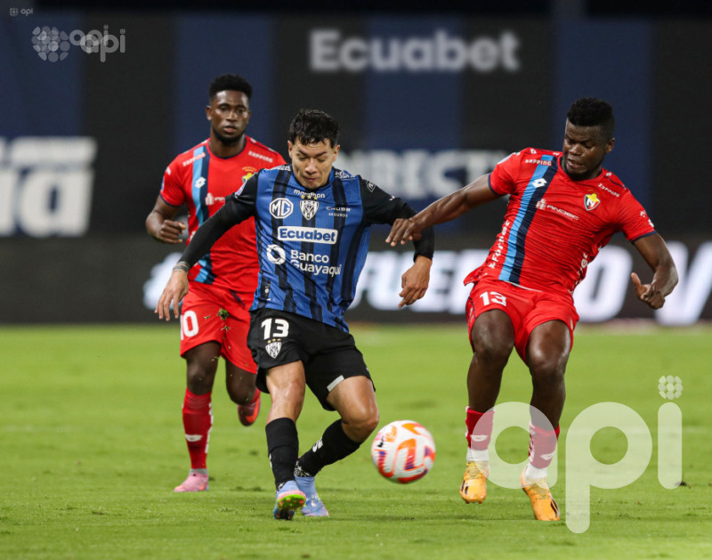 Nadie baja al líder Del Valle