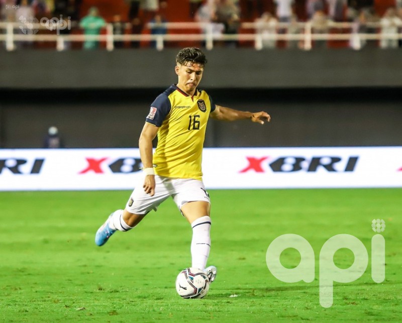 Dos mundialistas por Sudamérica se exhiben en Guayaquil