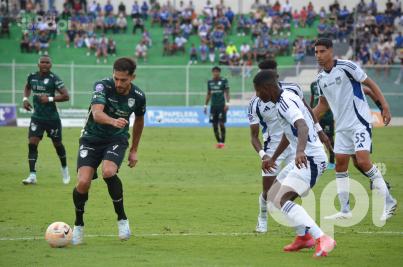Orense se conforma con el 0-0 ante Emelec