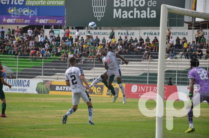 El verde fronterizo imparable en Machala