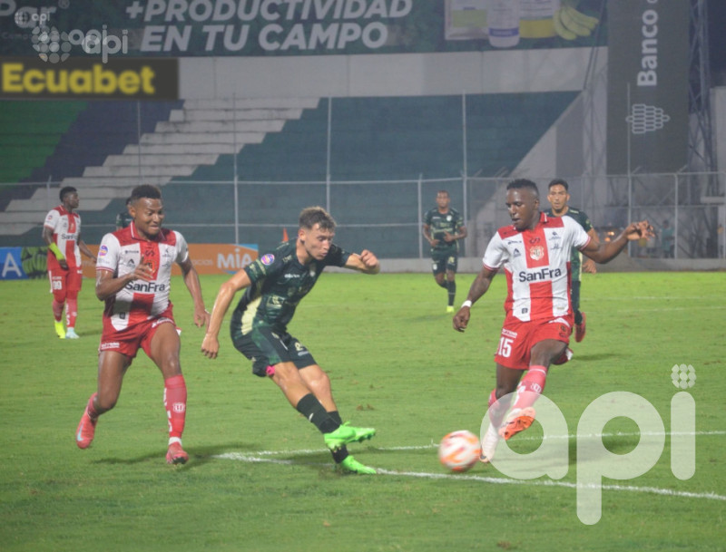 El verde fronterizo se activa y aplana al rodillo