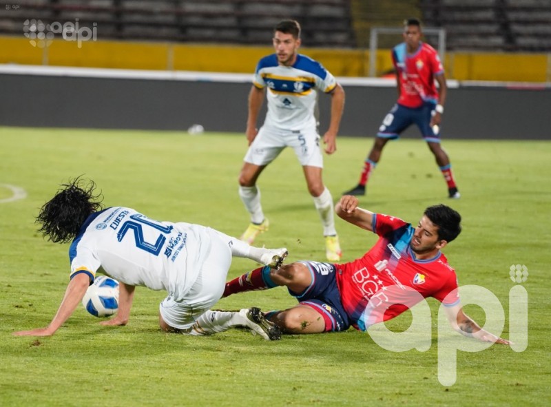 El Nacional supera al puntero del ascenso, Chacaritas