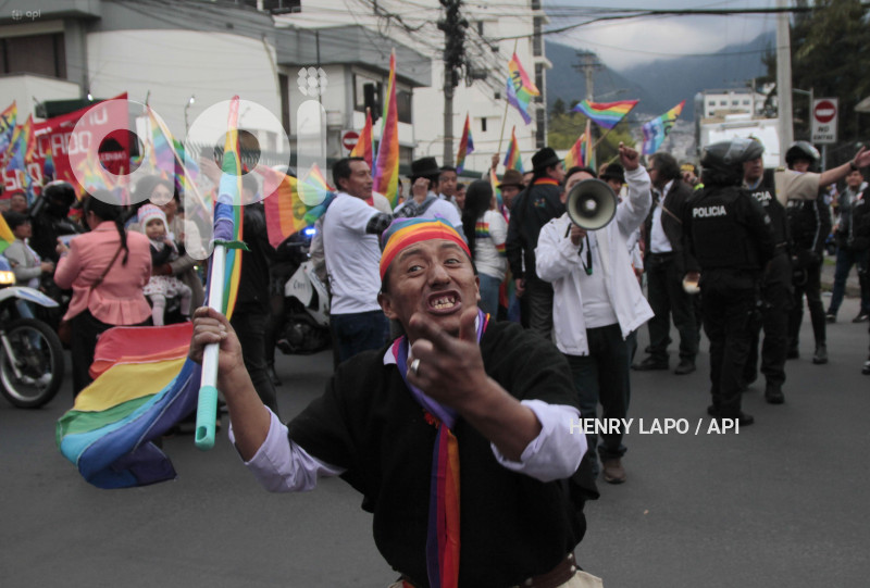 AMBIENTE EXTERNO DEBATE PRESIDENCIAL