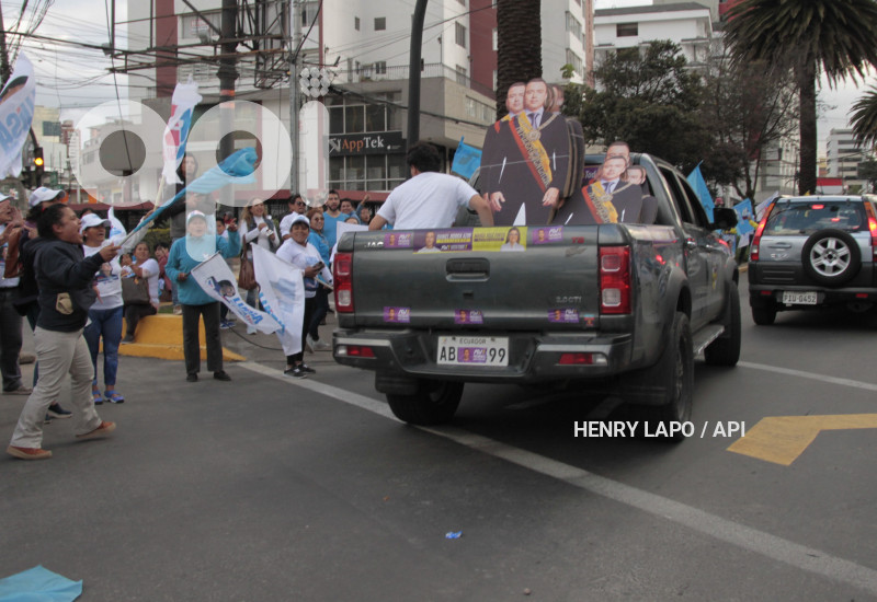 AMBIENTE EXTERNO DEBATE PRESIDENCIAL