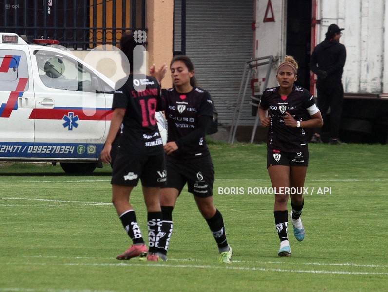 SUPERLIGA-CARNERAS UPS-DRAGONAS