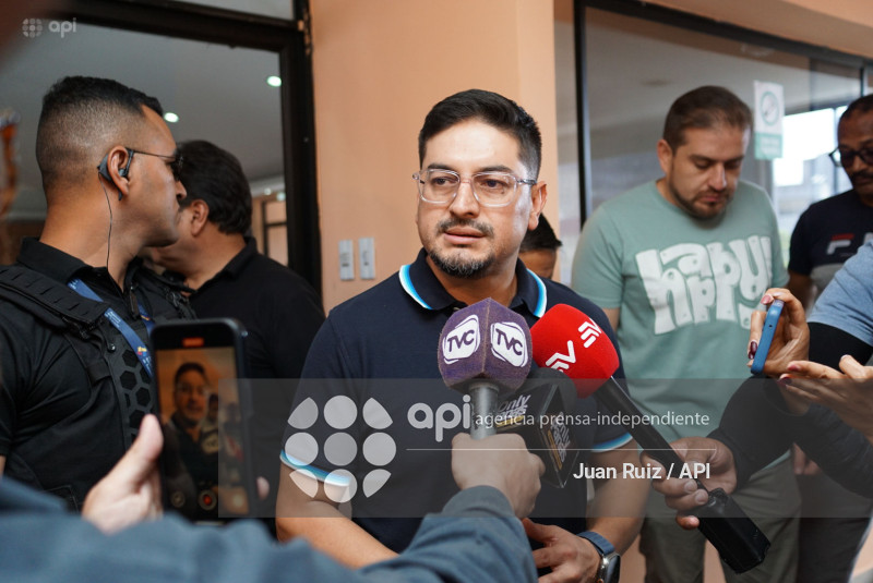 UIO-REUNION TRANSPORTISTAS