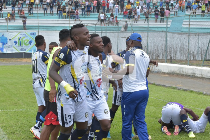 FBL-COPA-ECUADOR-VARGAS TORRES-AAMPETRA