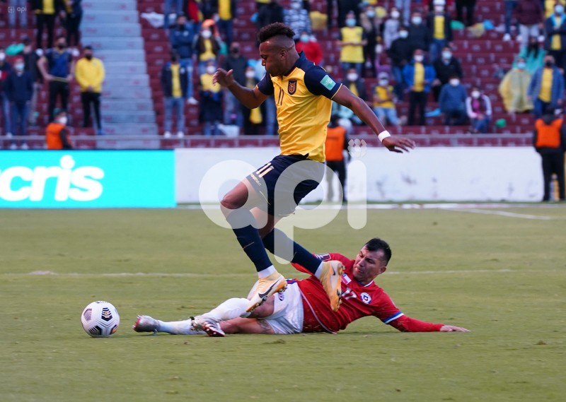 FBL-ELIMINATORIAS-ECUADOR-CHILE