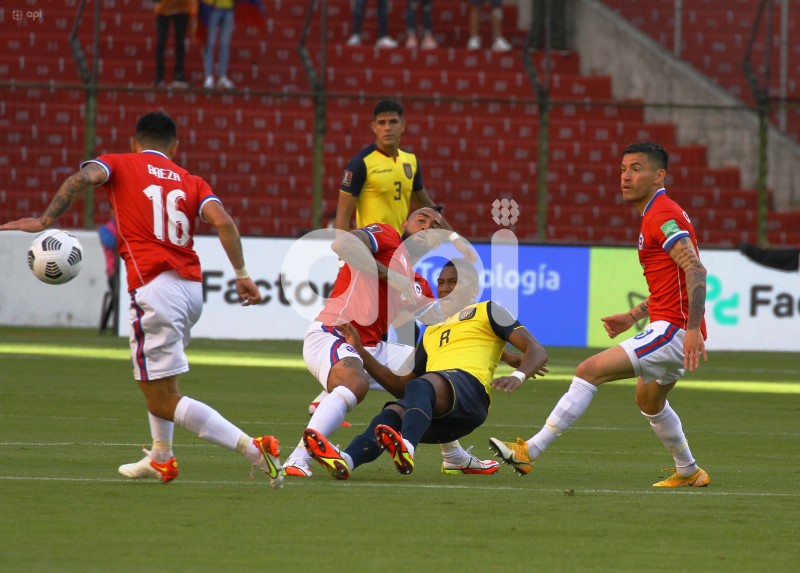 FBL-ELIMINATORIAS-ECUADOR-CHILE