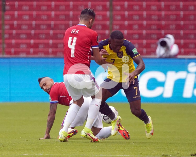 FBL-ELIMINATORIAS-ECUADOR-CHILE