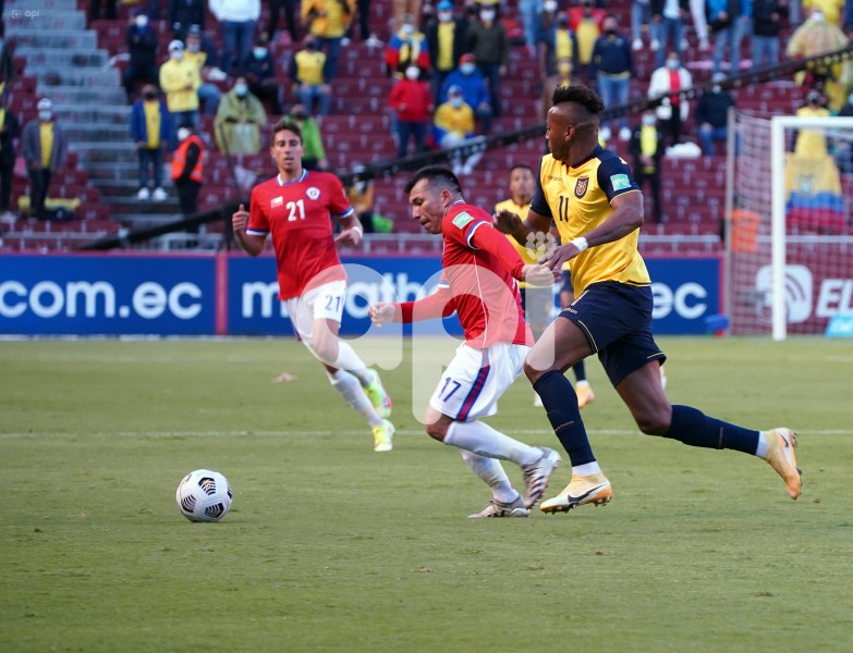 FBL-ELIMINATORIAS-ECUADOR-CHILE