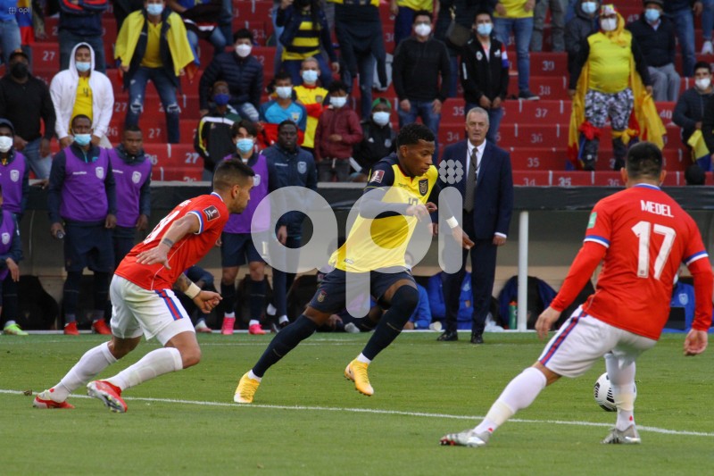 FBL-ELIMINATORIAS-ECUADOR-CHILE