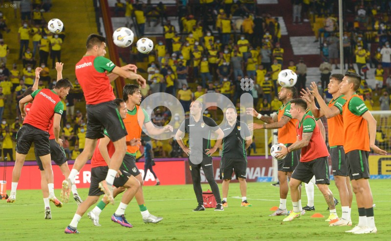 FBL-ELIMINATORIAS-ECUADOR-BOLIVIA