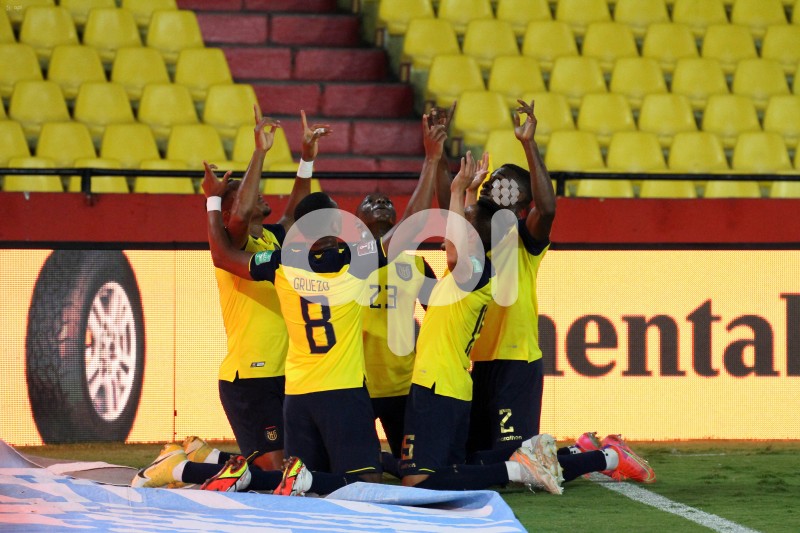 FBL-ELIMINATORIAS-ECUADOR-BOLIVIA