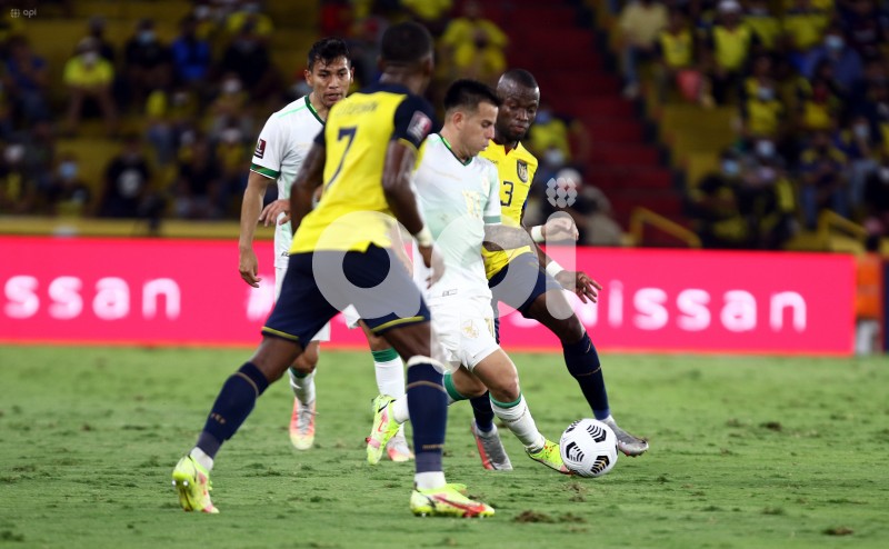FBL-ELIMINATORIAS-ECUADOR-BOLIVIA