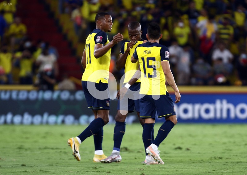 FBL-ELIMINATORIAS-ECUADOR-BOLIVIA