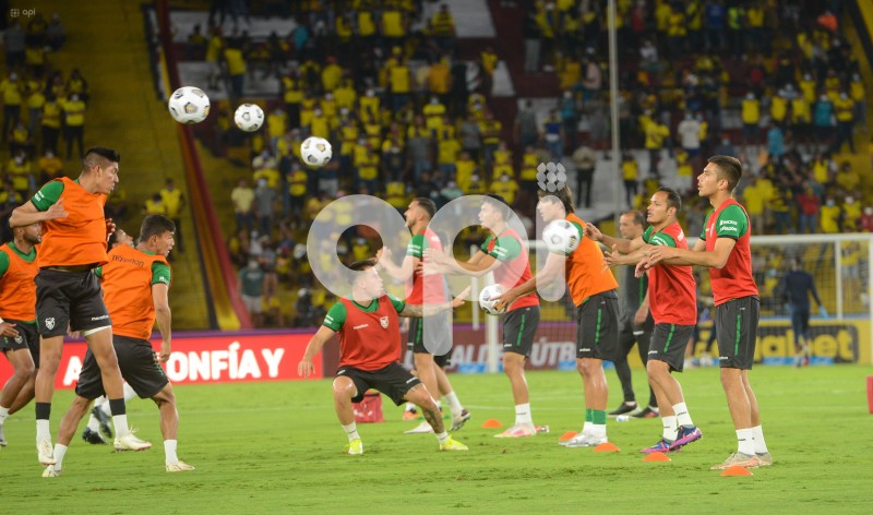 FBL-ELIMINATORIAS-ECUADOR-BOLIVIA