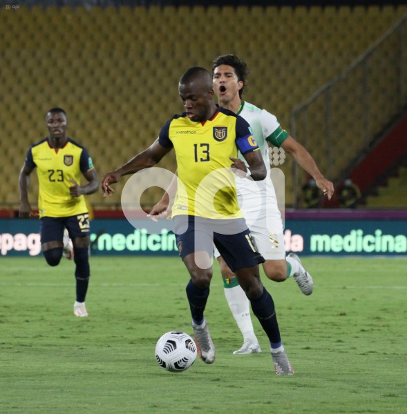 FBL-ELIMINATORIAS-ECUADOR-BOLIVIA