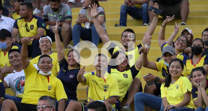 FBL-ELIMINATORIAS-ECUADOR-BOLIVIA