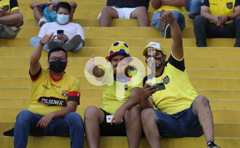FBL-ELIMINATORIAS-ECUADOR-BOLIVIA
