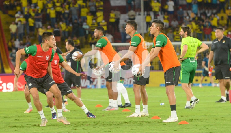 FBL-ELIMINATORIAS-ECUADOR-BOLIVIA