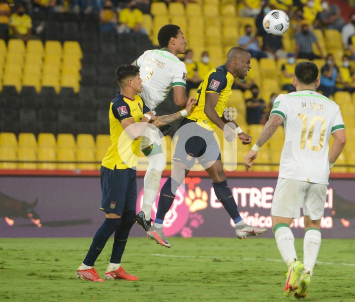 FBL-ELIMINATORIAS-ECUADOR-BOLIVIA